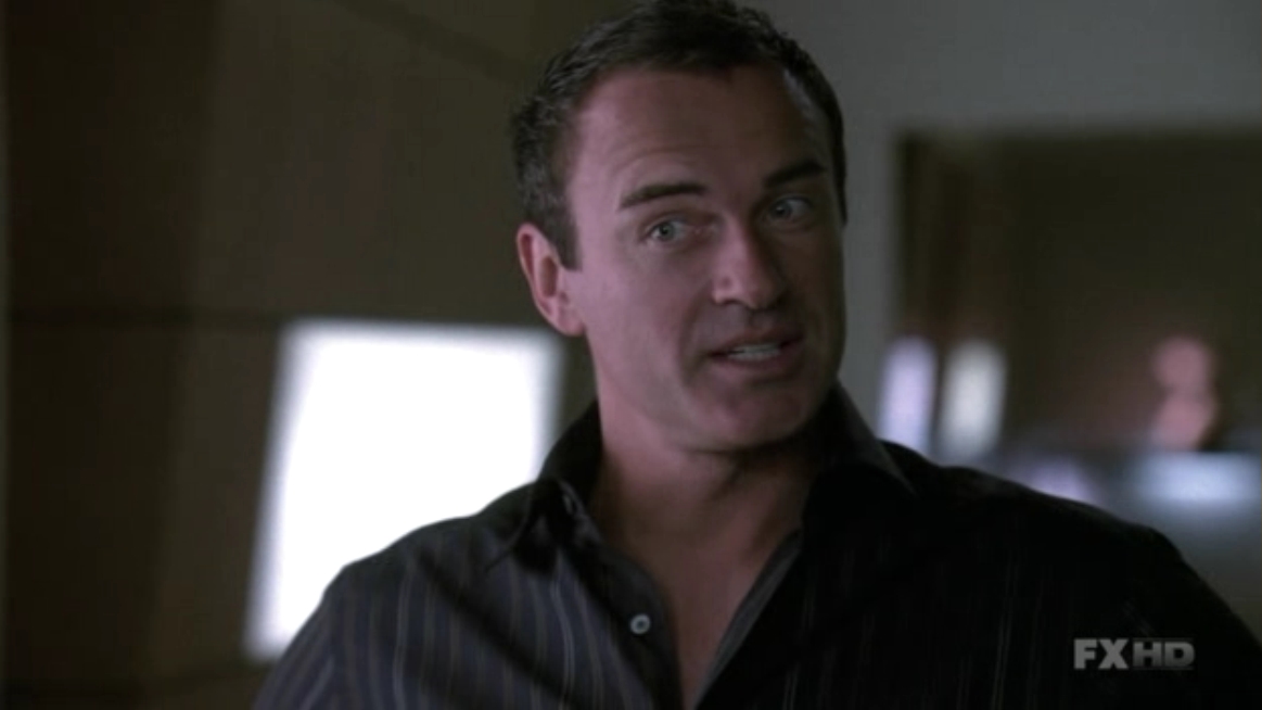 Charmed-Online-dot-NL-NipTuck6x02-1430.jpg