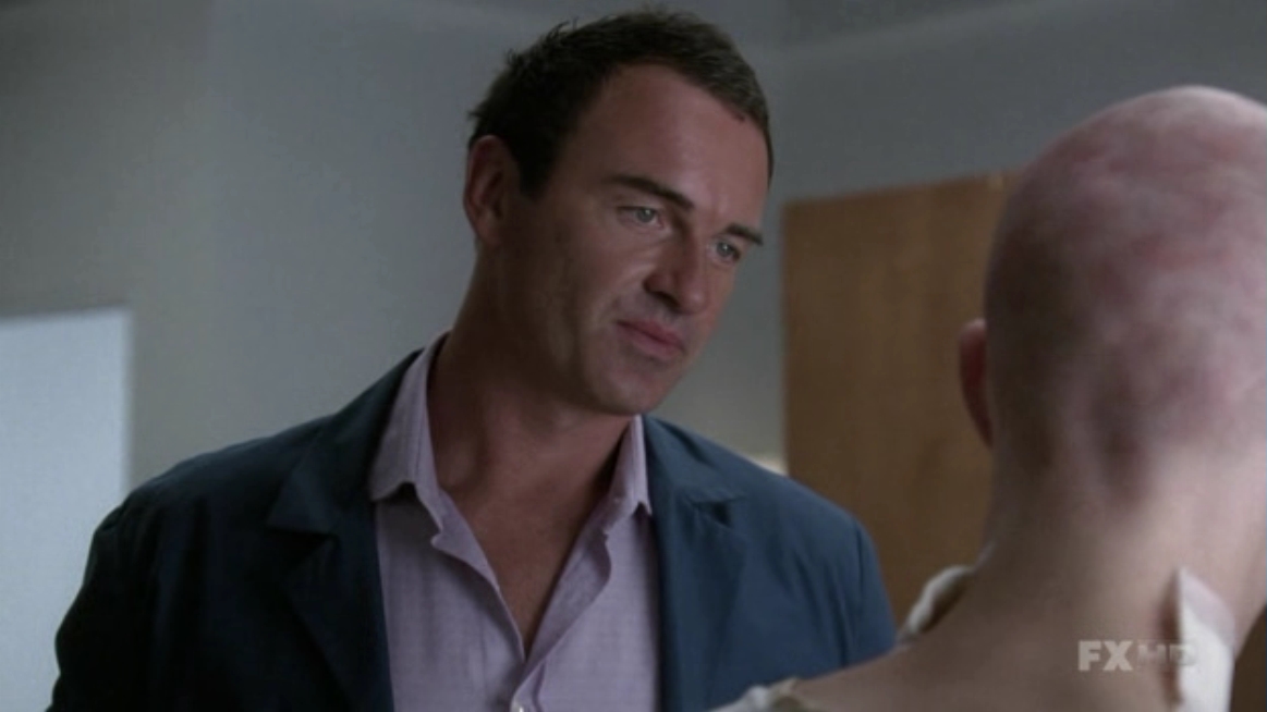 Charmed-Online-dot-NL-NipTuck6x02-1738.jpg