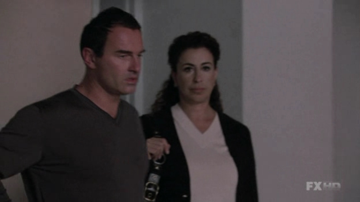 Charmed-Online-dot-NL-NipTuck6x02-2403.jpg