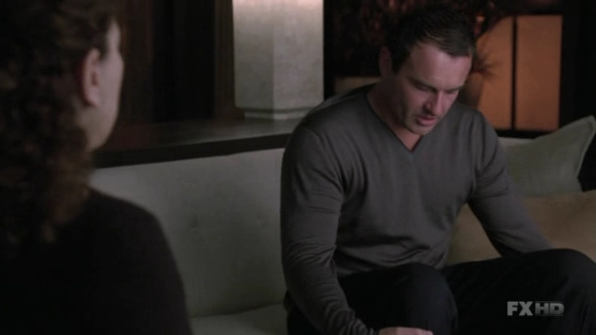 Charmed-Online-dot-NL-NipTuck6x02-2424.jpg