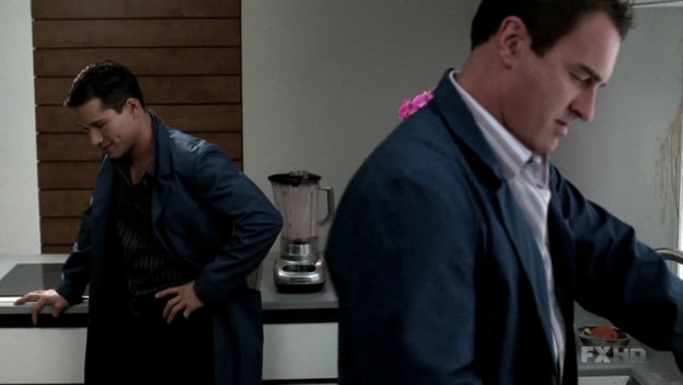 Charmed-Online-dot-NL-NipTuck6x03-0233.jpg