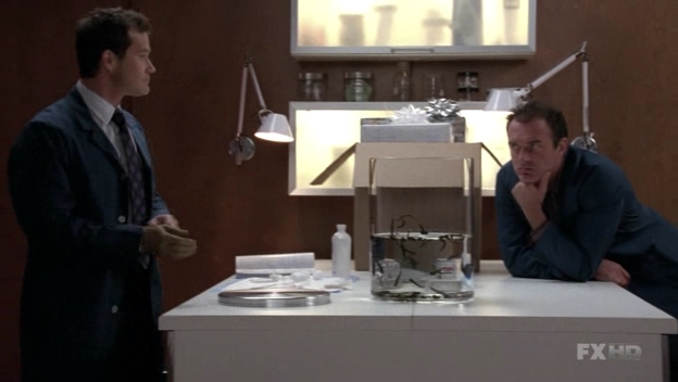 Charmed-Online-dot-NL-NipTuck6x03-1082.jpg
