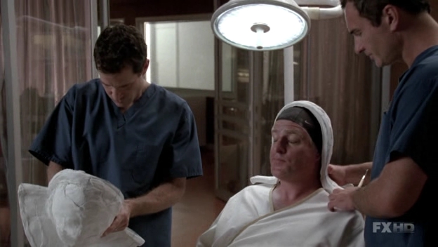 Charmed-Online-dot-NL-NipTuck6x03-1804.jpg