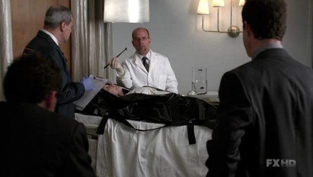 Charmed-Online-dot-NL-NipTuck6x03-2016.jpg
