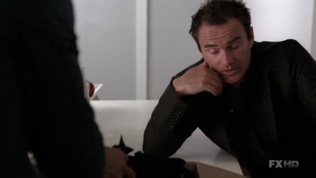 Charmed-Online-dot-NL-NipTuck6x03-2123.jpg