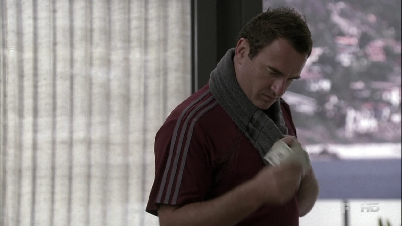 Charmed-Online-dot-NL-NipTuck6x04-0115.jpg