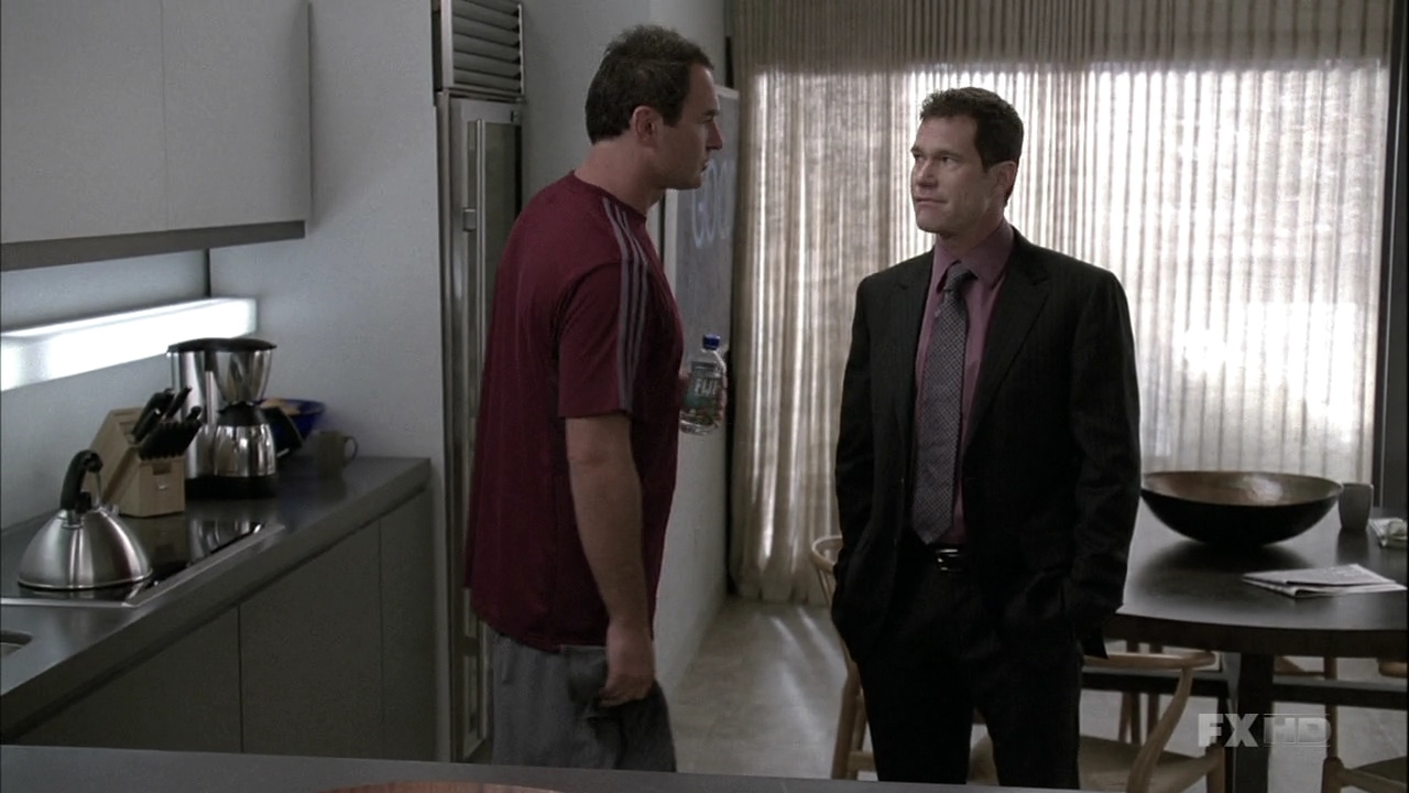 Charmed-Online-dot-NL-NipTuck6x04-0257.jpg