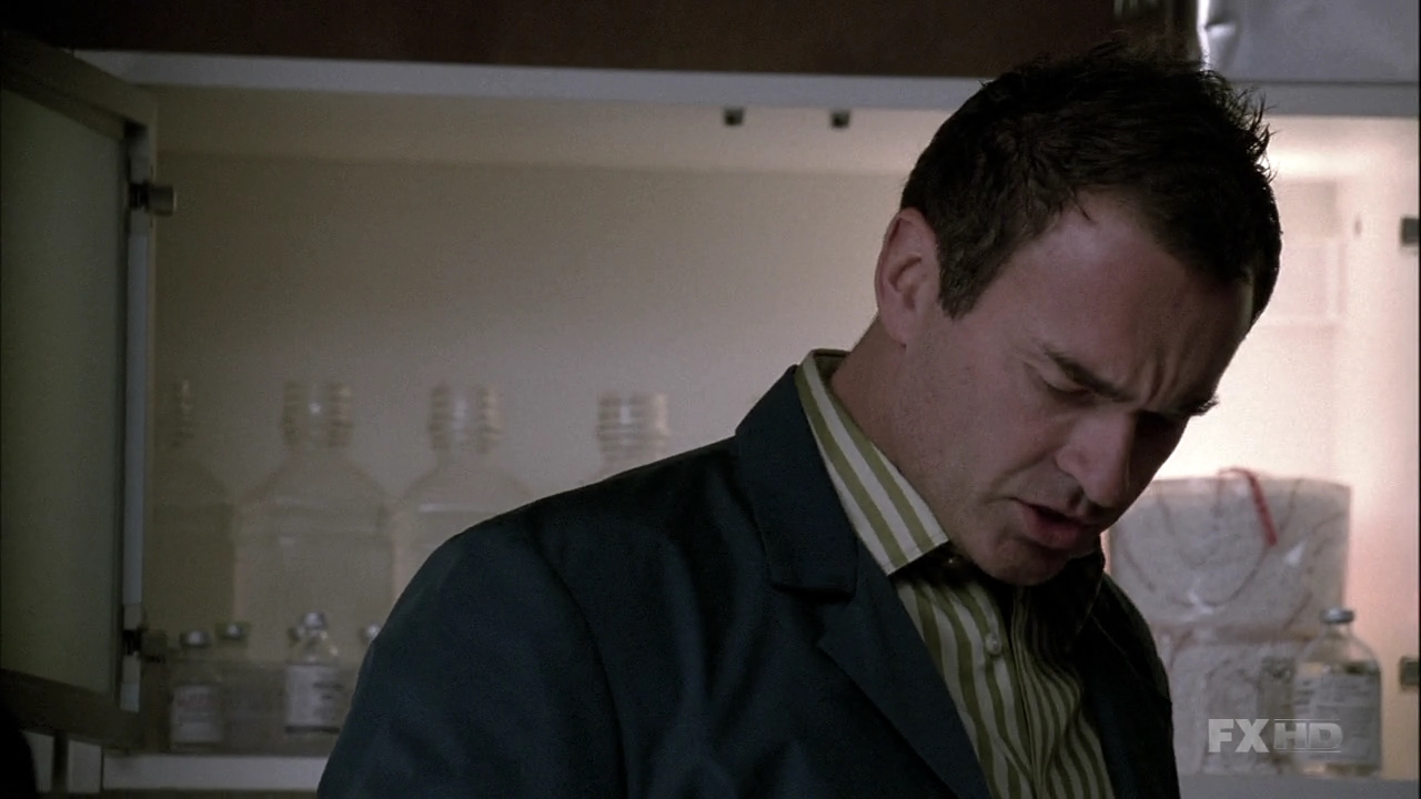 Charmed-Online-dot-NL-NipTuck6x04-0397.jpg