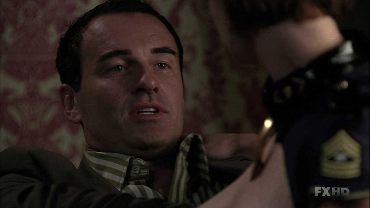 Charmed-Online-dot-NL-NipTuck6x04-0534.jpg
