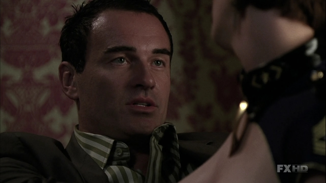 Charmed-Online-dot-NL-NipTuck6x04-0536.jpg