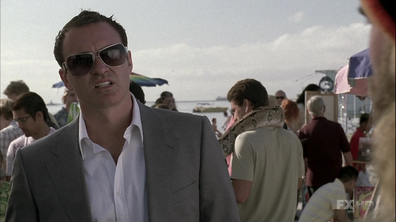 Charmed-Online-dot-NL-NipTuck6x04-1202.jpg