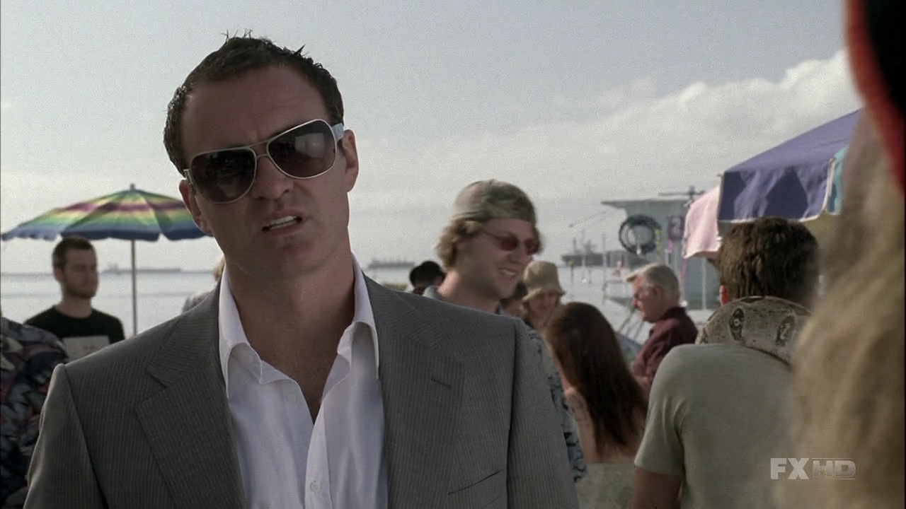 Charmed-Online-dot-NL-NipTuck6x04-1221.jpg