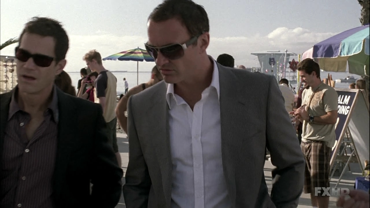 Charmed-Online-dot-NL-NipTuck6x04-1224.jpg