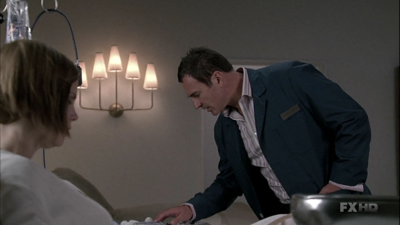 Charmed-Online-dot-NL-NipTuck6x04-1748.jpg