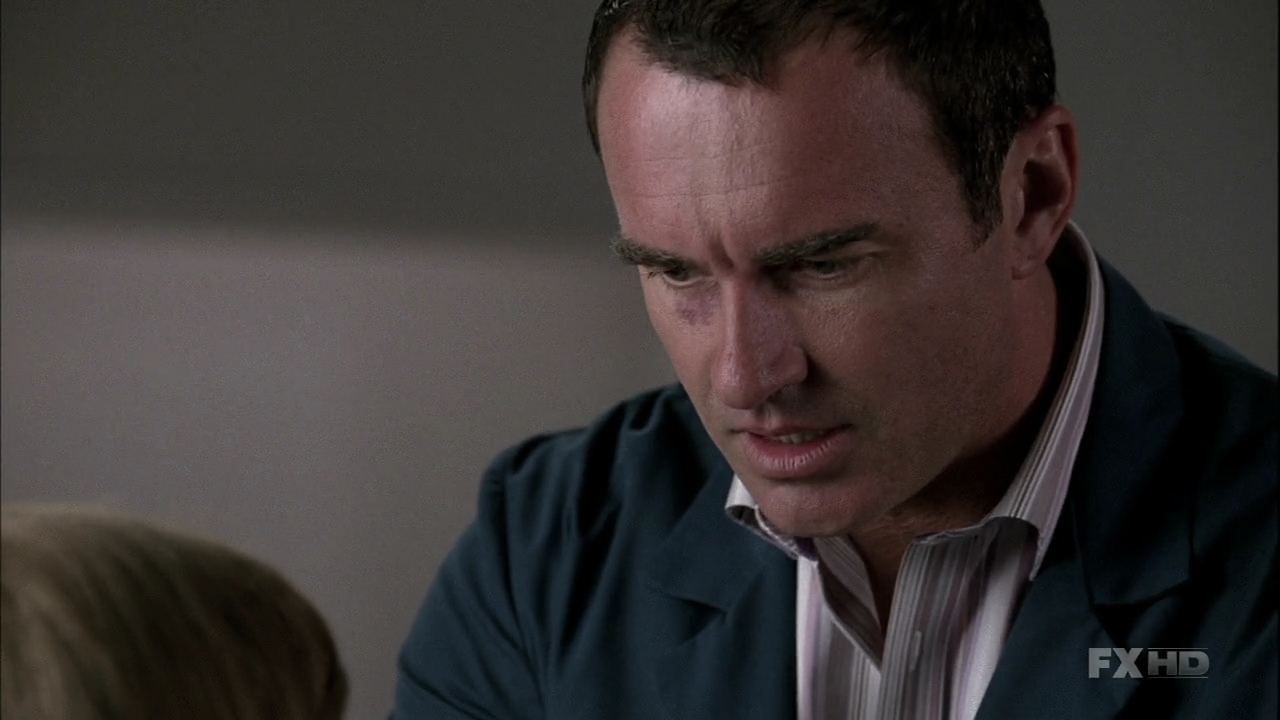 Charmed-Online-dot-NL-NipTuck6x04-1776.jpg