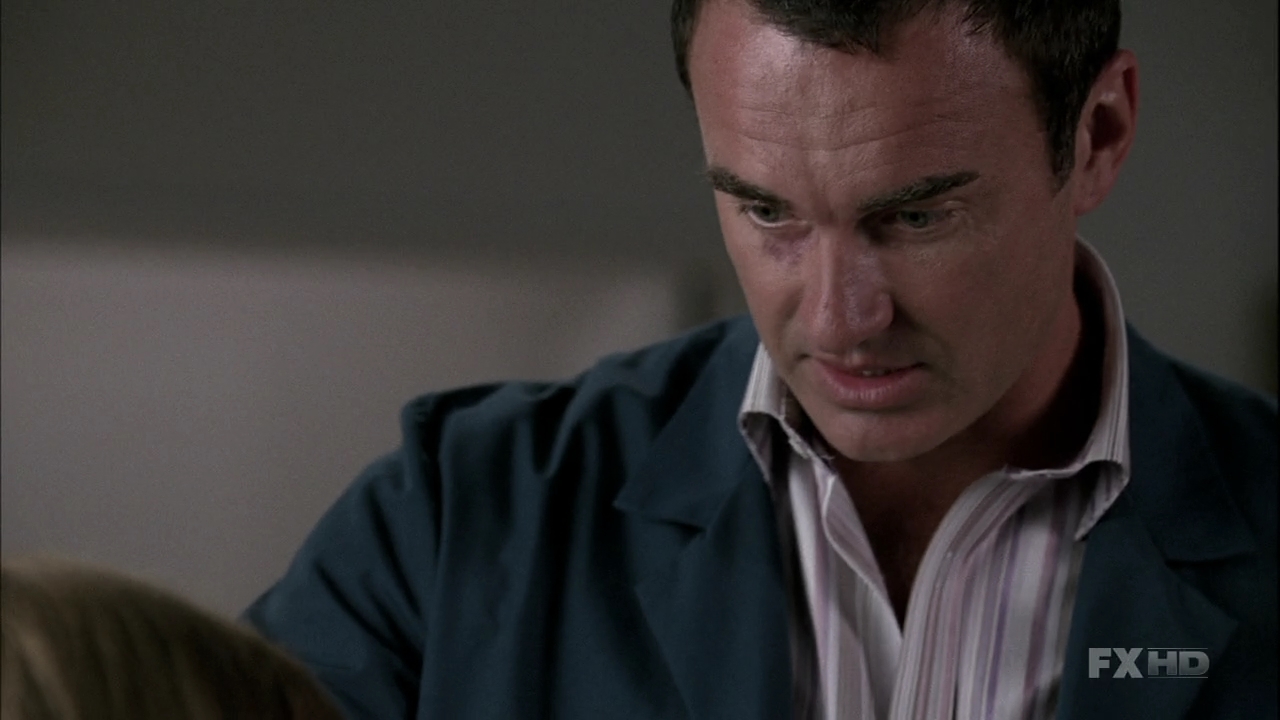 Charmed-Online-dot-NL-NipTuck6x04-1808.jpg