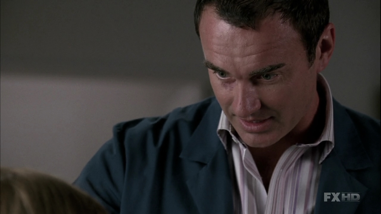 Charmed-Online-dot-NL-NipTuck6x04-1810.jpg
