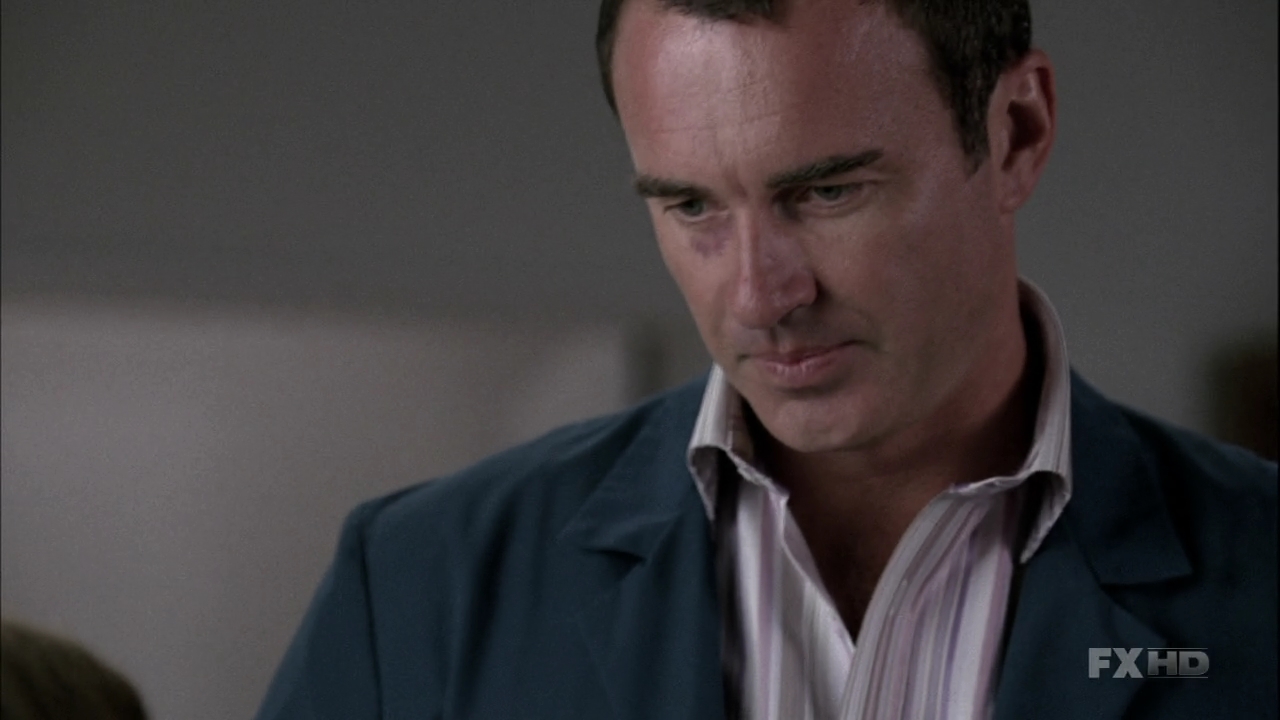 Charmed-Online-dot-NL-NipTuck6x04-1814.jpg