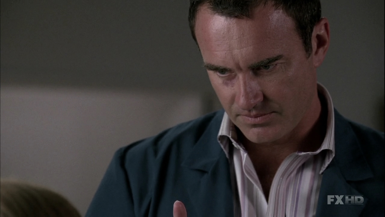 Charmed-Online-dot-NL-NipTuck6x04-1819.jpg