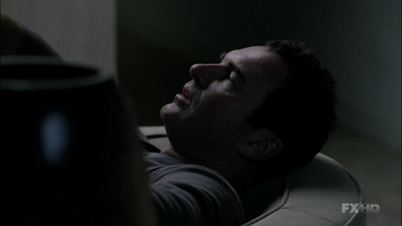 Charmed-Online-dot-NL-NipTuck6x04-2402.jpg
