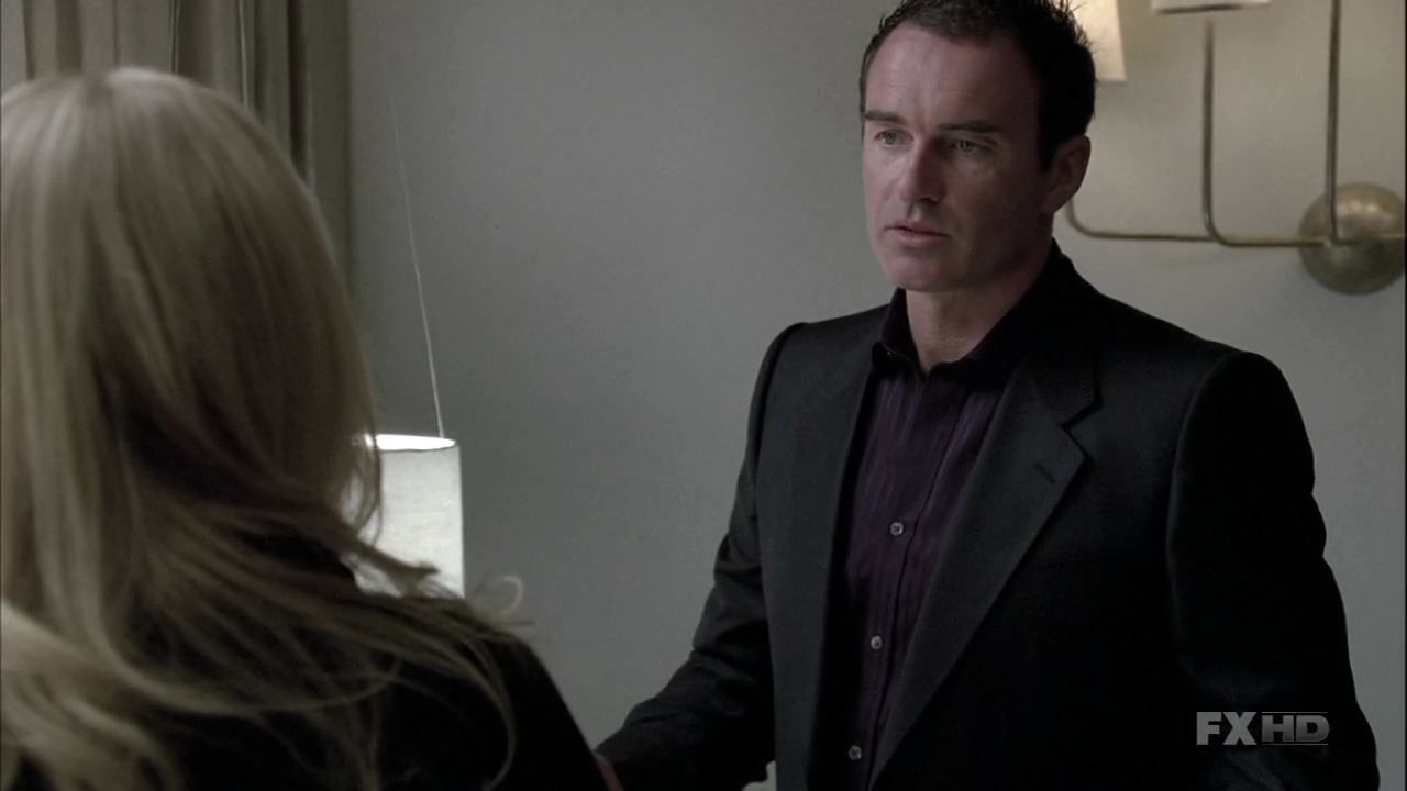 Charmed-Online-dot-NL-NipTuck6x05-0352.jpg