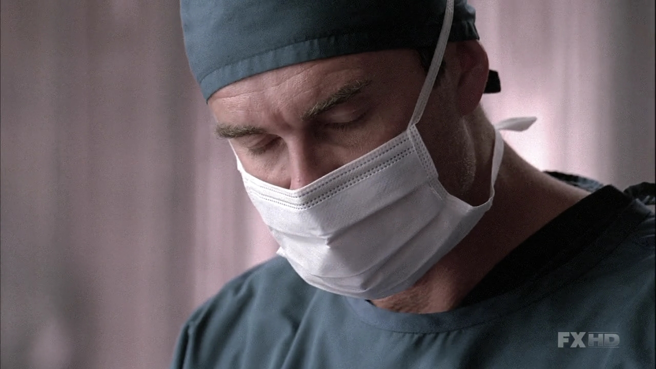 Charmed-Online-dot-NL-NipTuck6x05-0745.jpg
