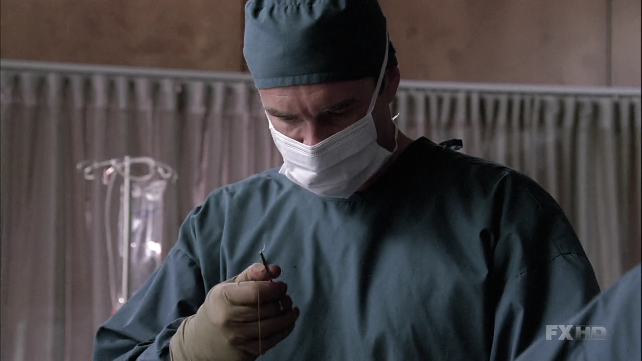 Charmed-Online-dot-NL-NipTuck6x05-0849.jpg