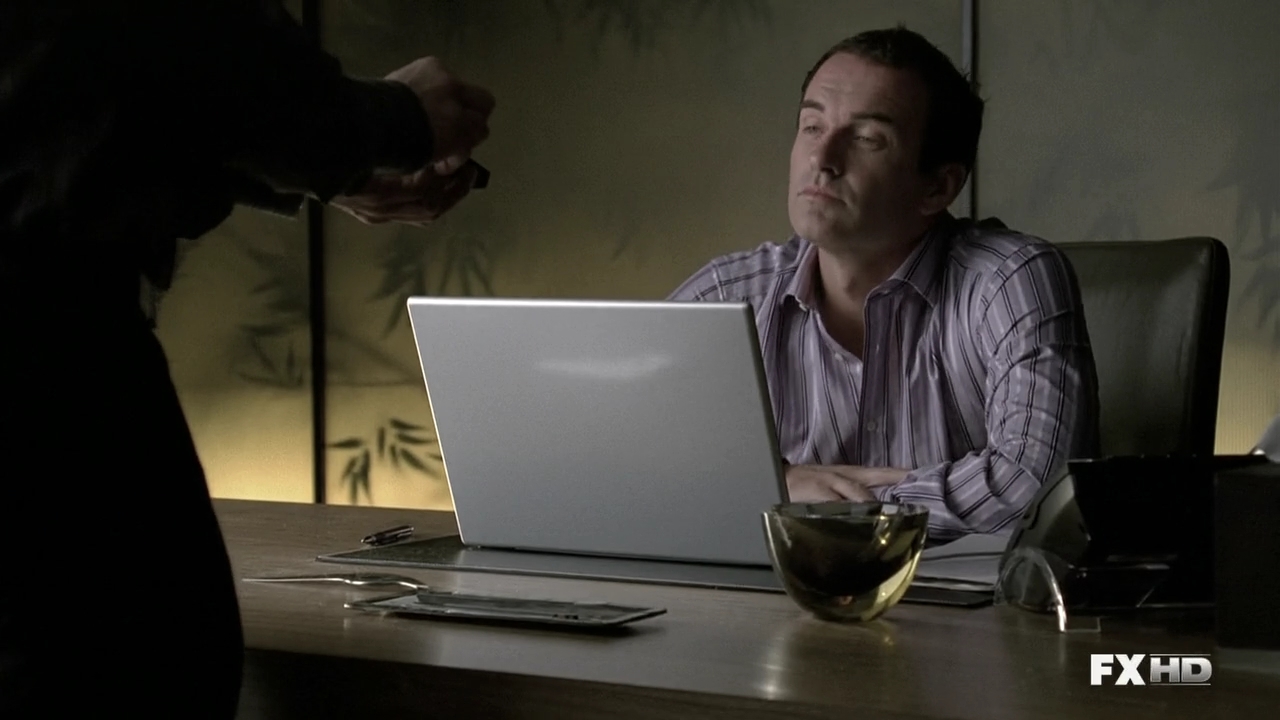 Charmed-Online-dot-NL-NipTuck6x06-0290.jpg