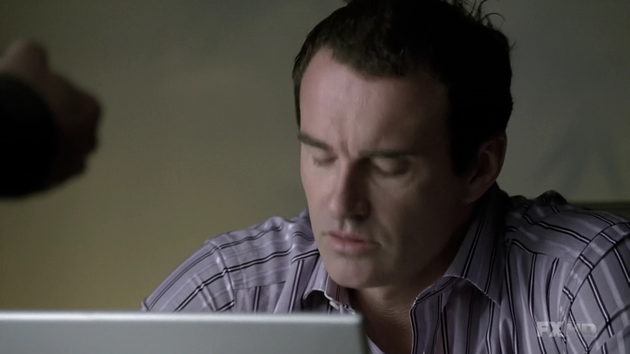 Charmed-Online-dot-NL-NipTuck6x06-0299.jpg