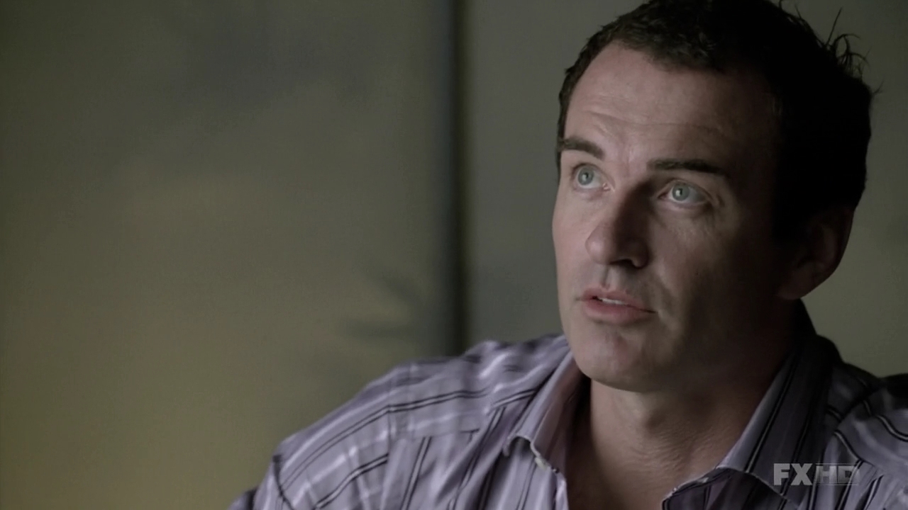 Charmed-Online-dot-NL-NipTuck6x06-0319.jpg
