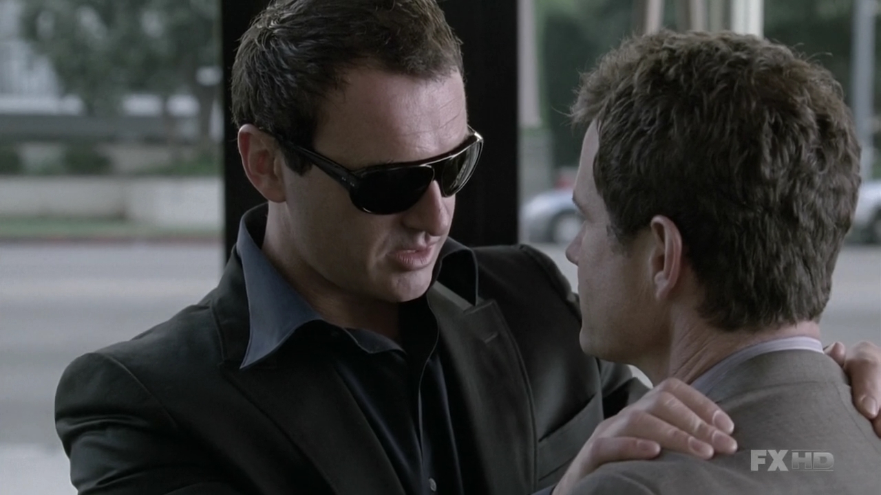 Charmed-Online-dot-NL-NipTuck6x06-0408.jpg