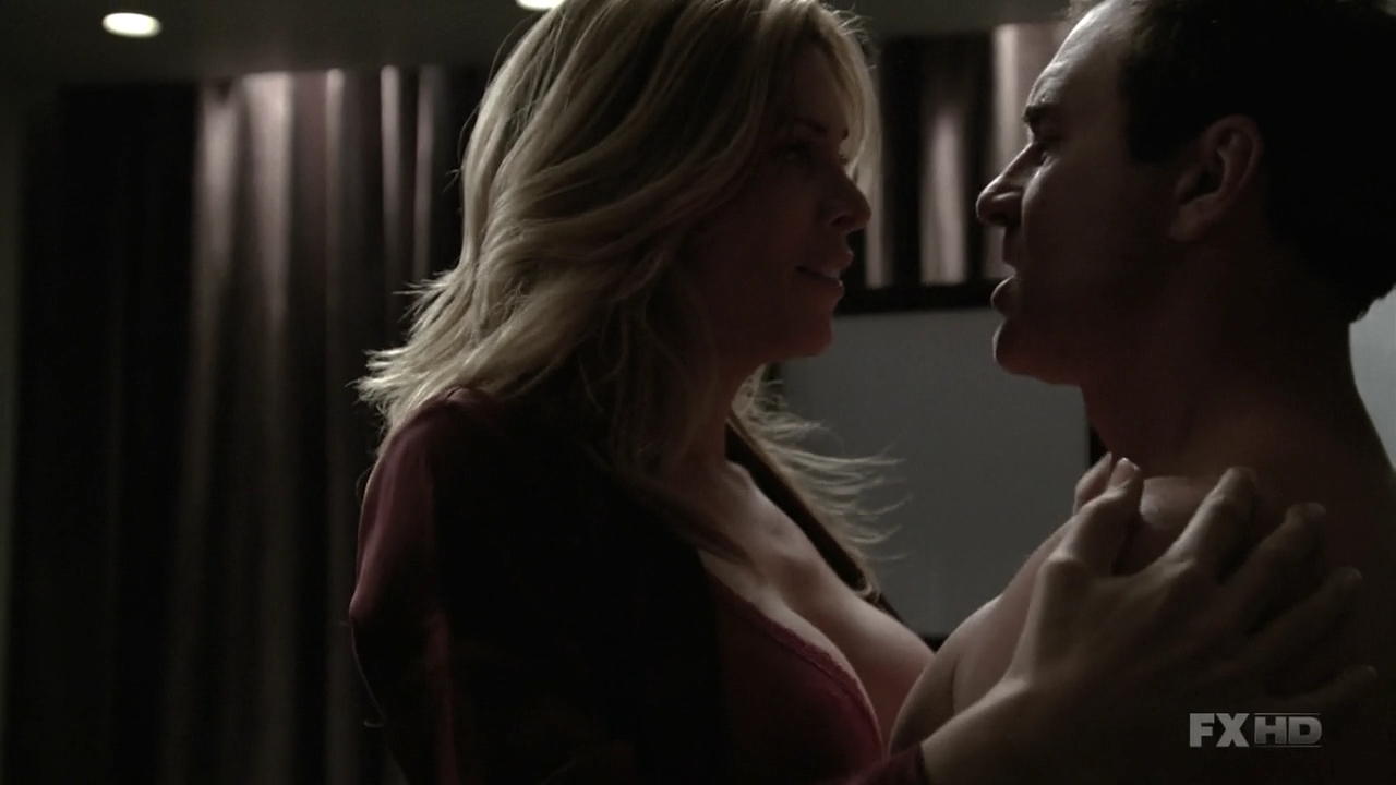Charmed-Online-dot-NL-NipTuck6x06-0537.jpg