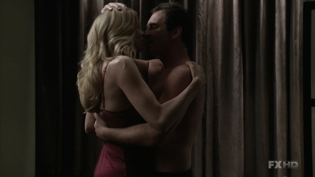 Charmed-Online-dot-NL-NipTuck6x06-0557.jpg