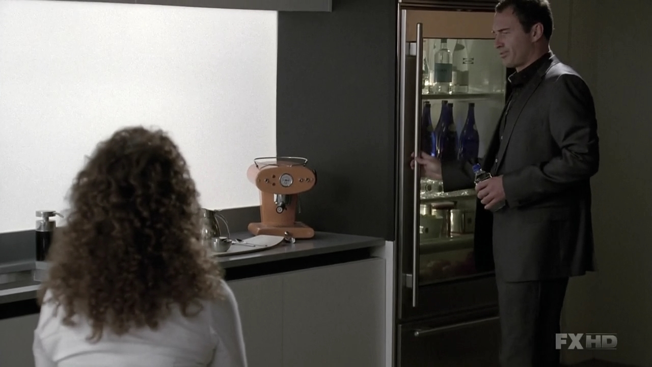Charmed-Online-dot-NL-NipTuck6x06-0970.jpg