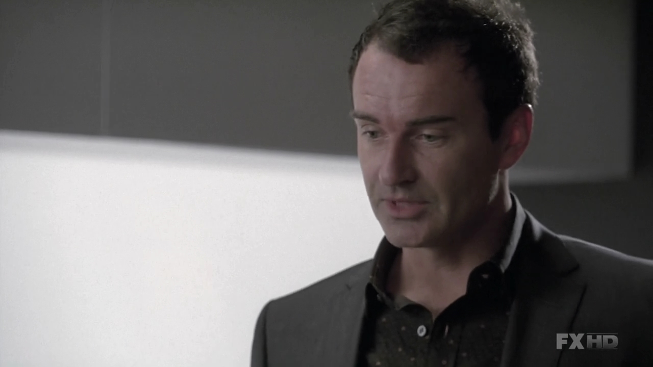 Charmed-Online-dot-NL-NipTuck6x06-1017.jpg