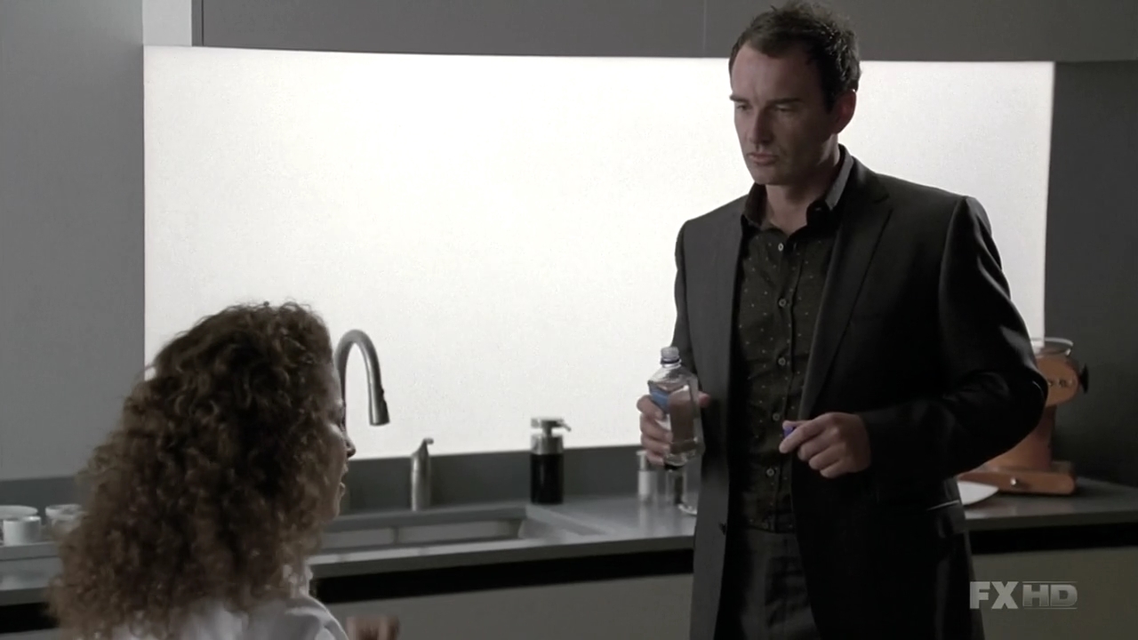 Charmed-Online-dot-NL-NipTuck6x06-1035.jpg