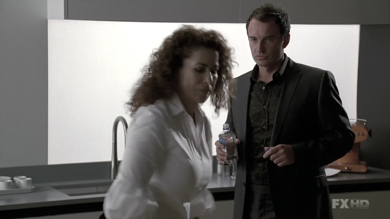 Charmed-Online-dot-NL-NipTuck6x06-1036.jpg