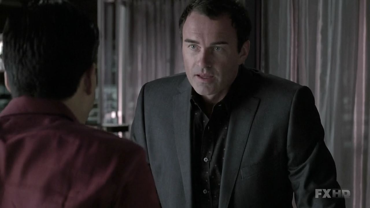 Charmed-Online-dot-NL-NipTuck6x06-1110.jpg