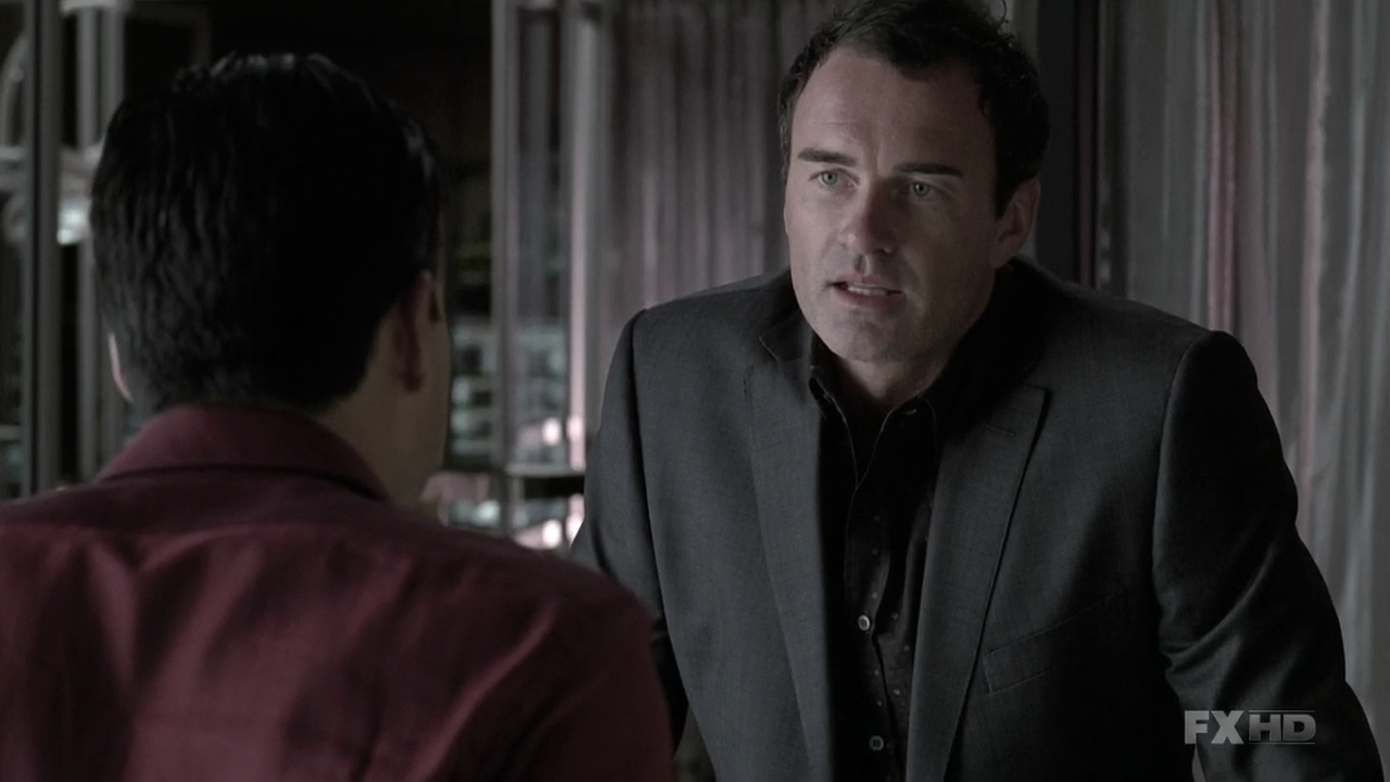 Charmed-Online-dot-NL-NipTuck6x06-1115.jpg