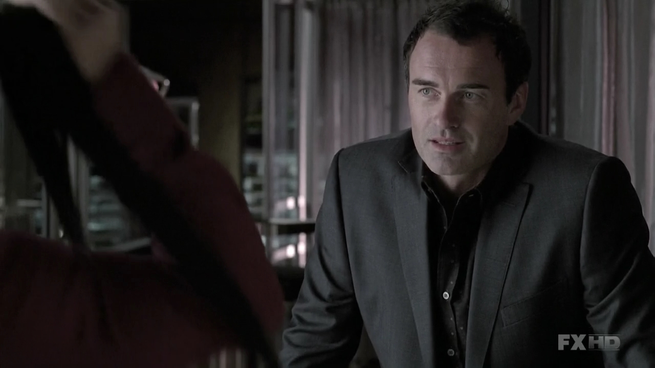 Charmed-Online-dot-NL-NipTuck6x06-1125.jpg