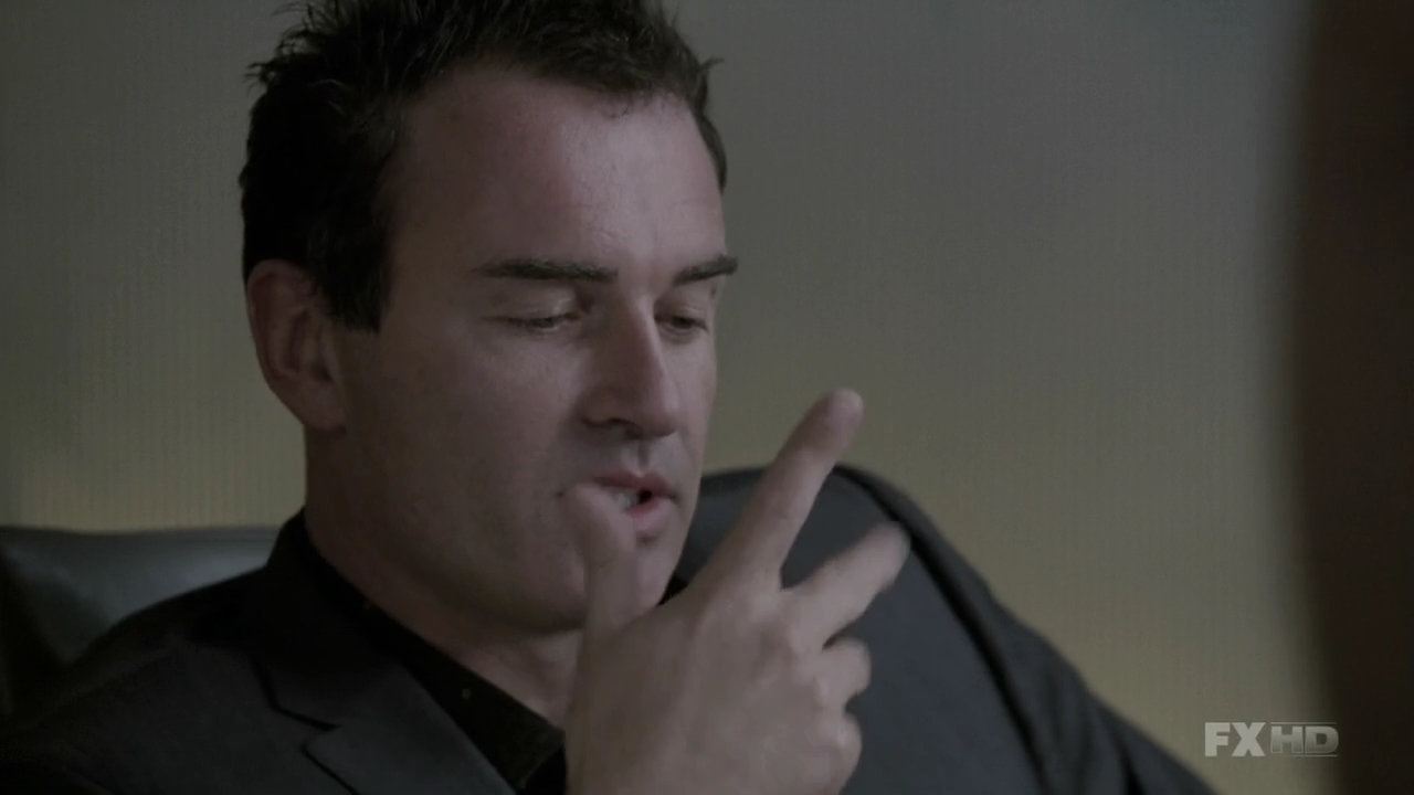 Charmed-Online-dot-NL-NipTuck6x06-1268.jpg
