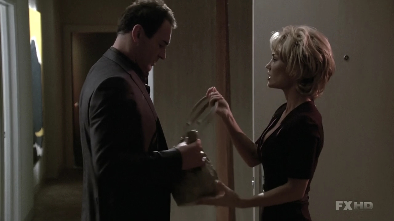 Charmed-Online-dot-NL-NipTuck6x06-1476.jpg