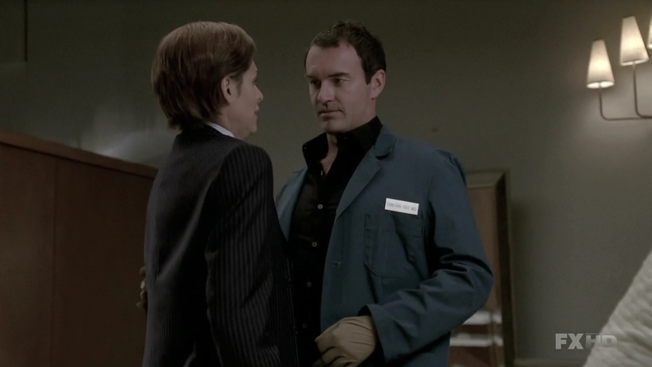 Charmed-Online-dot-NL-NipTuck6x06-2344.jpg