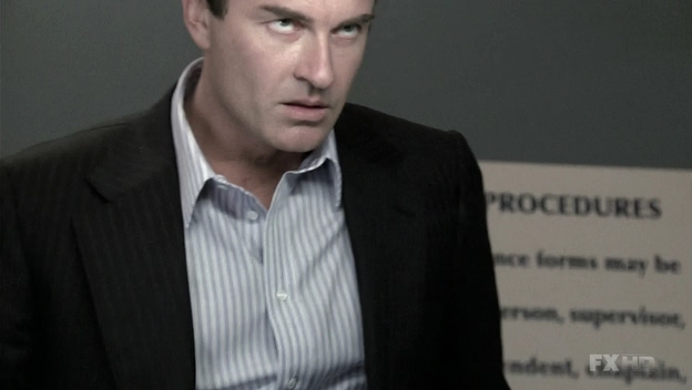 Charmed-Online-dot-NL-NipTuck6x07-0116.jpg