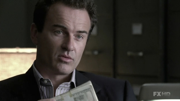 Charmed-Online-dot-NL-NipTuck6x07-0551.jpg