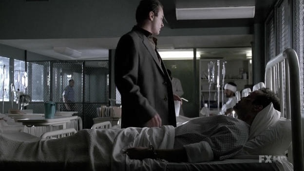 Charmed-Online-dot-NL-NipTuck6x07-1203.jpg