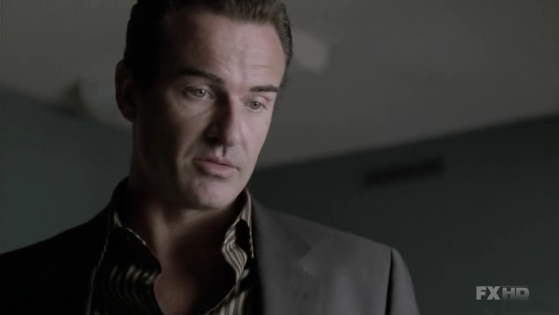 Charmed-Online-dot-NL-NipTuck6x07-1221.jpg