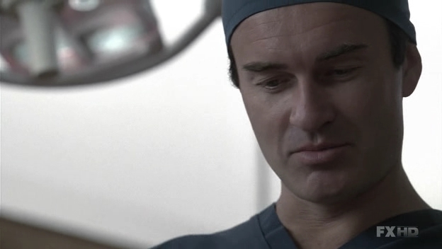 Charmed-Online-dot-NL-NipTuck6x07-1796.jpg