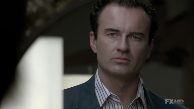 Charmed-Online-dot-NL-NipTuck6x07-1919.jpg