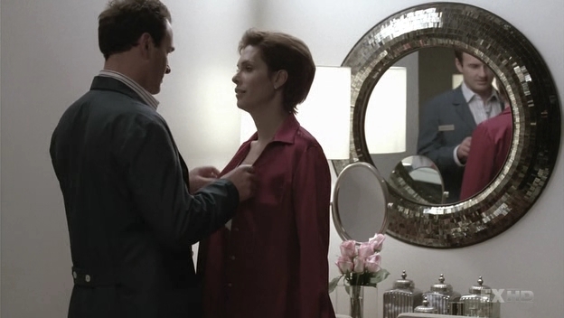 Charmed-Online-dot-NL-NipTuck6x07-1924.jpg